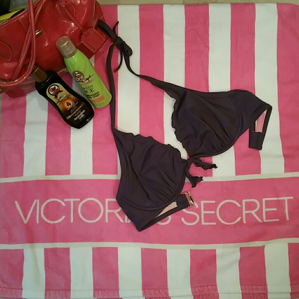 Victoria's Secret NWOT Purple Bikini Top